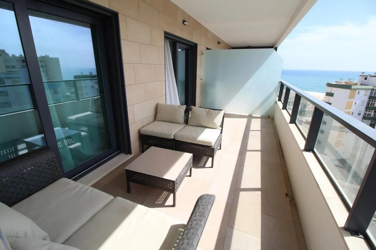 T2 Rocha Prime Sea View Penthouse location