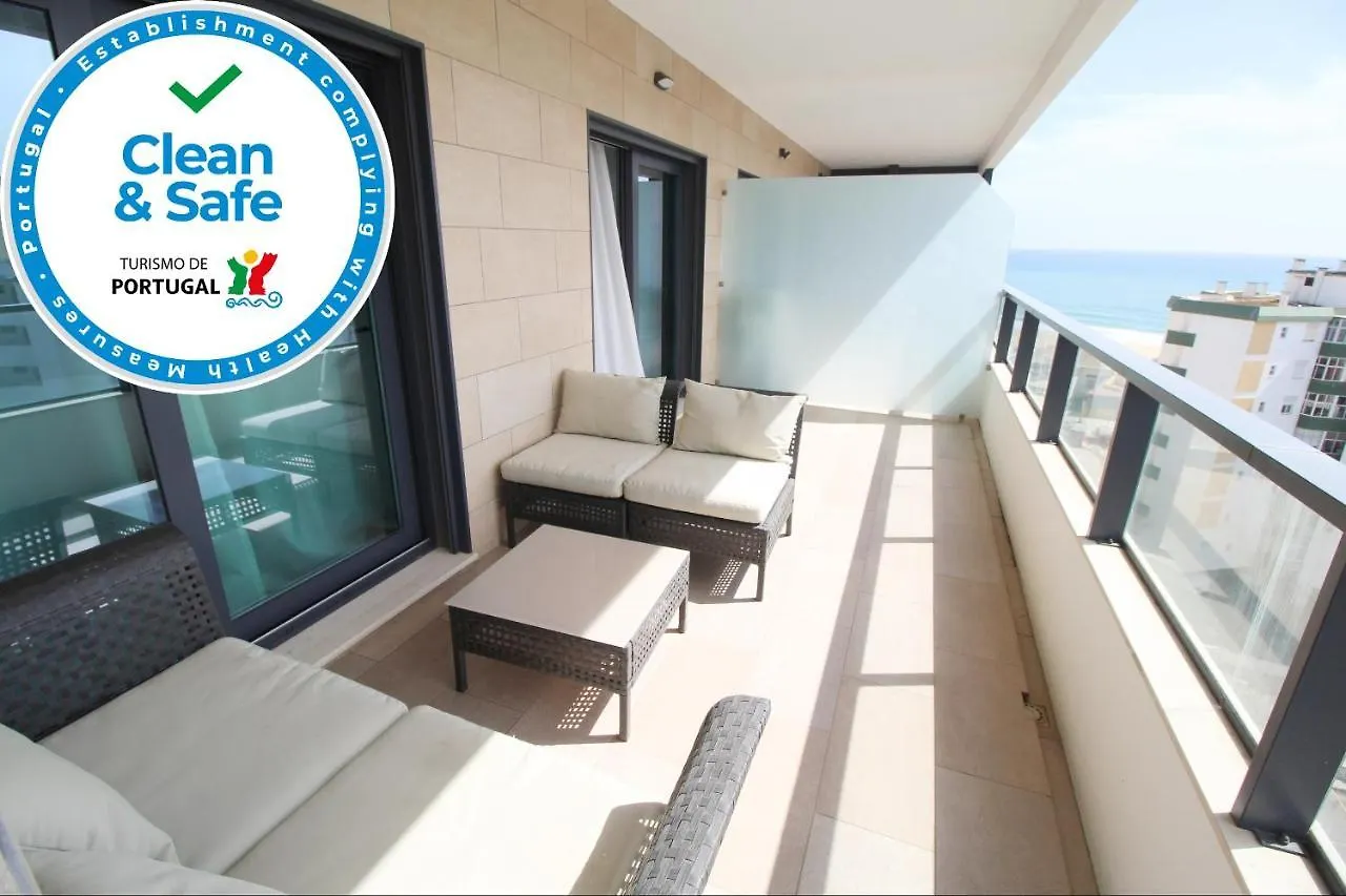 T2 Rocha Prime Sea View Penthouse Apartment Portimao 0*,  Portugal