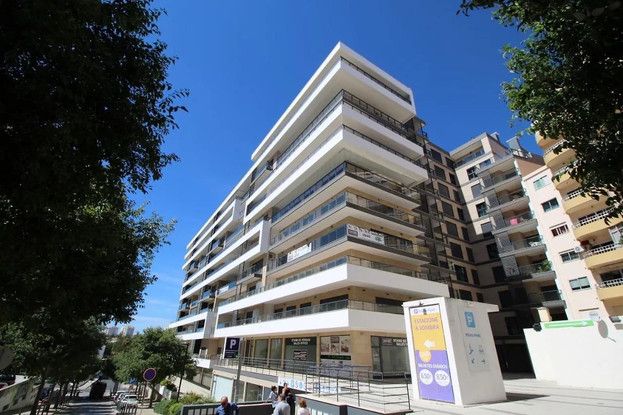 T2 Rocha Prime Sea View Penthouse Apartment Portimao