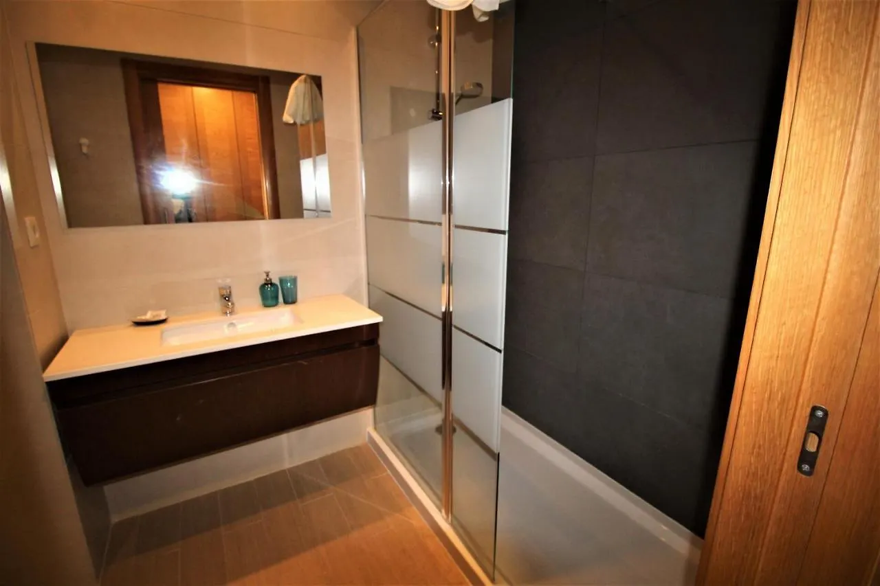 T2 Rocha Prime Sea View Penthouse Apartment Portimao